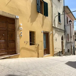 Affittacamere Le Del Borgo, Montescudaio